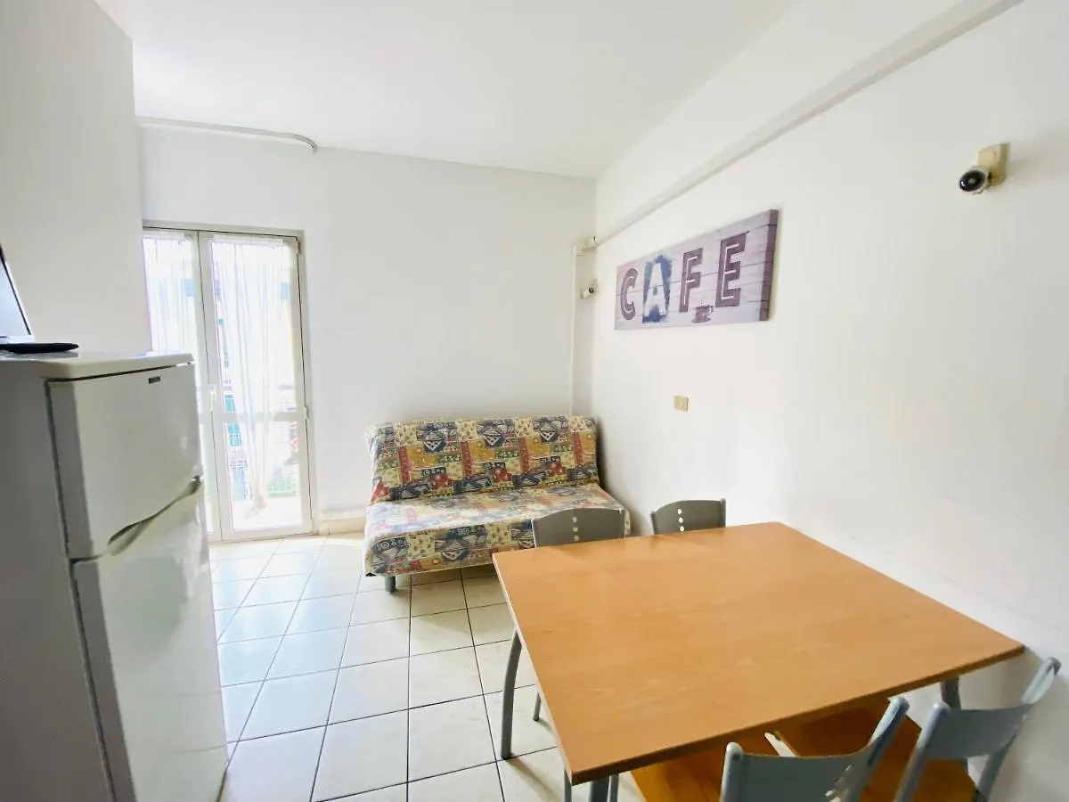 Augustus - Piazza Mazzini - Vicino Al Mare - Immobil Relax Apartman Lido di Jesolo Olaszország