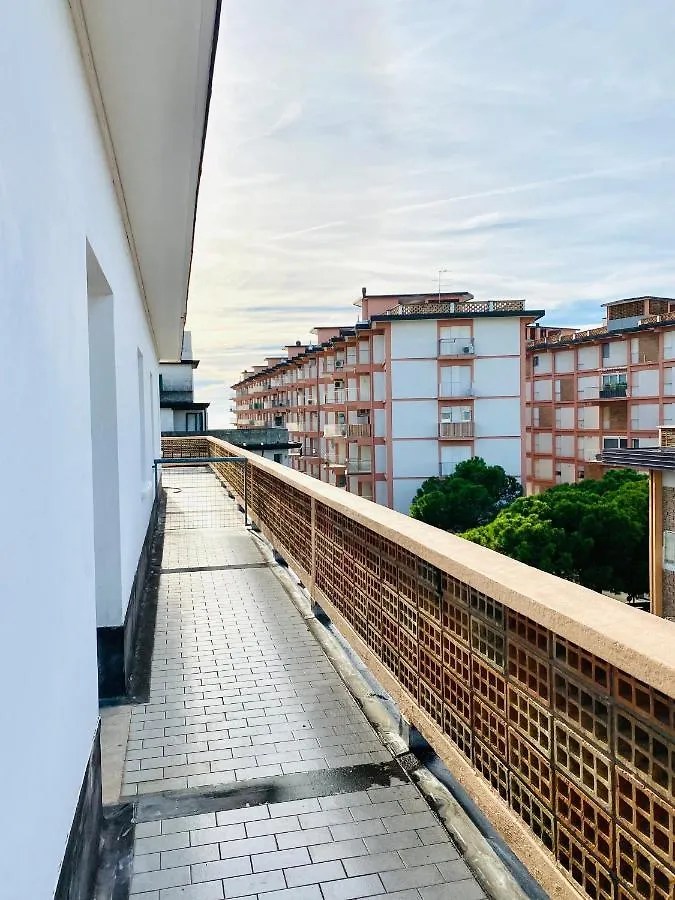 Augustus - Piazza Mazzini - Vicino Al Mare - Immobil Relax Apartman Lido di Jesolo Olaszország