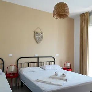 Апартаменты Dainese Apartments, Casa Ester, Лидо-ди-Езоло
