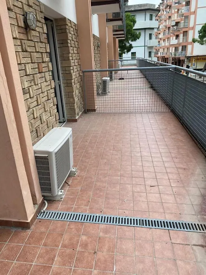 Augustus - Piazza Mazzini - Vicino Al Mare - Immobil Relax Apartment Lido di Jesolo Italy