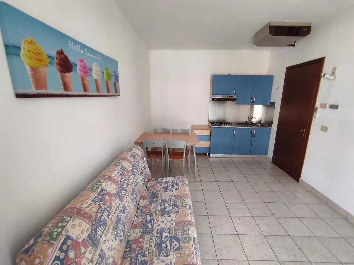 Augustus - Piazza Mazzini - Vicino Al Mare - Immobil Relax Apartment Lido di Jesolo